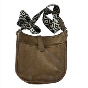 Brown 100% Leather crossbody bag with guitar strap